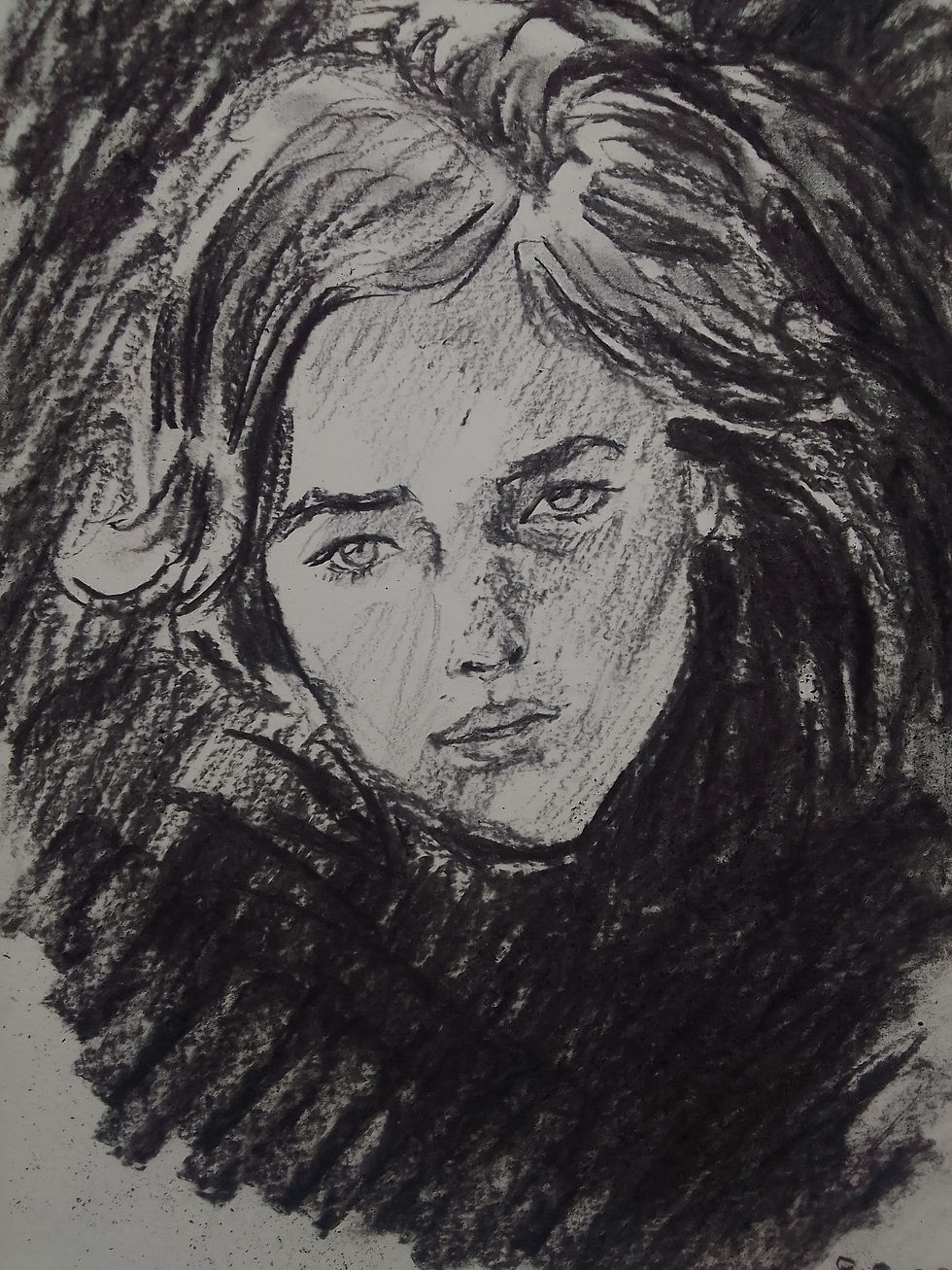 Retrato a carvão em papel a4