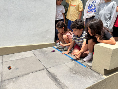 Spark Studio – El Taller de Juguetes de Newton - Semana 4
