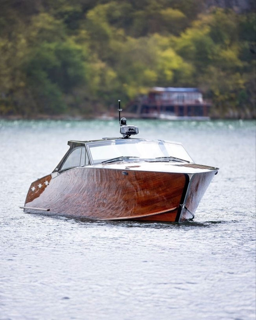 Boat 1.jpg