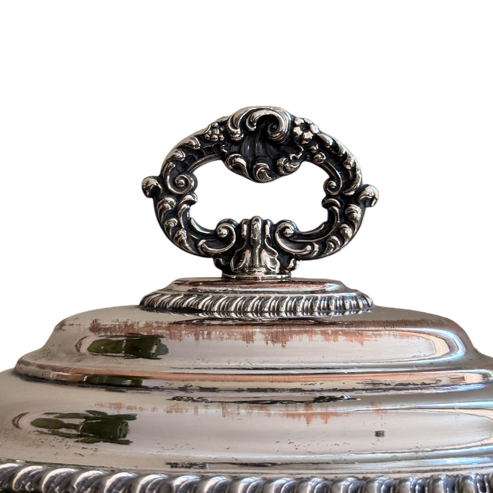 Miniatura: Mini Sopeira George III em metal inglês
