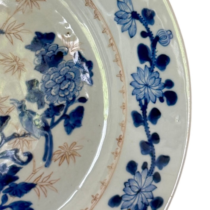 Miniatura: Grande medalhão em porcelana chinesa da companhia das índias Kangxi