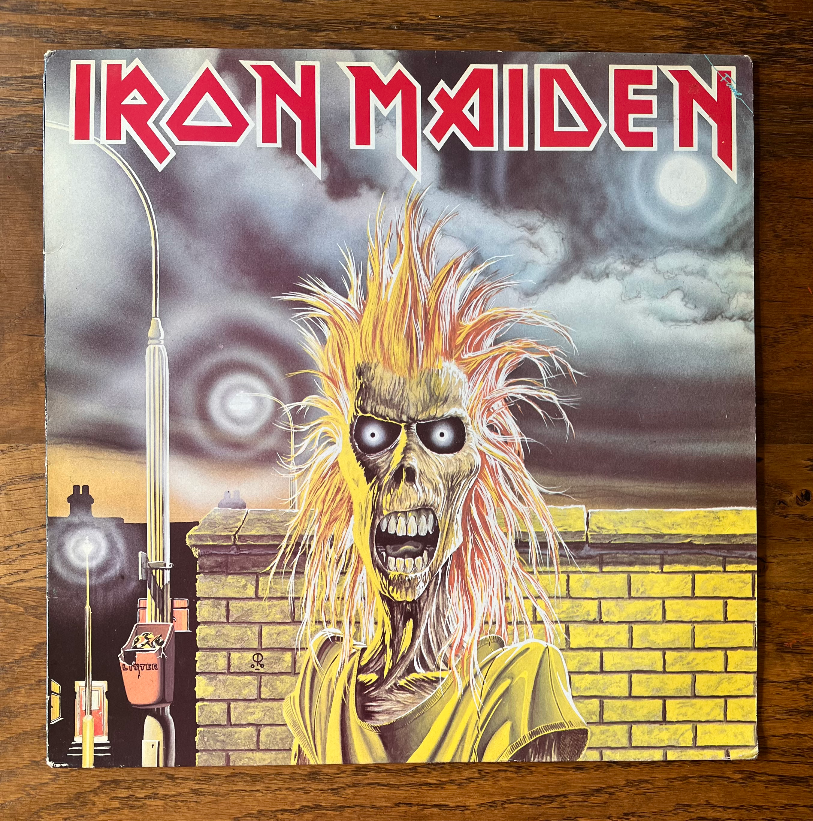 IRON MAIDEN - Iron Maiden