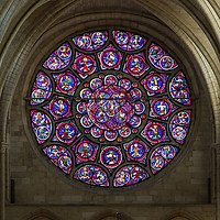 640px-Laon_Cathedral_East_Rose_Window_01.JPG