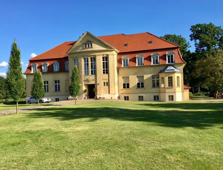Schloss Grabow bei Blumenthal Ferienwohnungen Schloss Grabow bei Blumenthal Ferienwohnungen