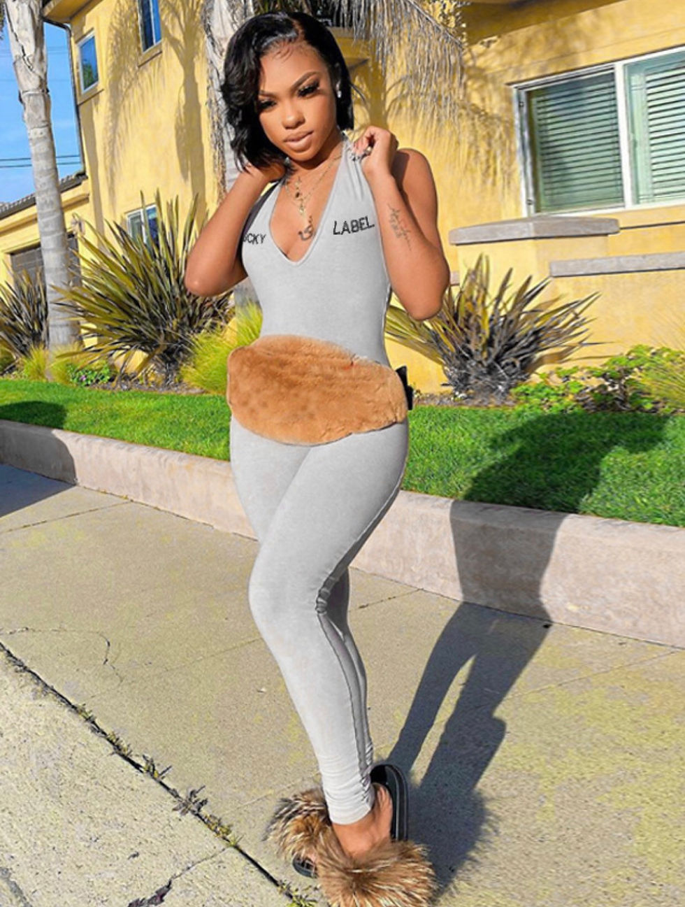 Thumbnail: Low V Neck Sleeveless Skinny Jumpsuit Sport Wear 