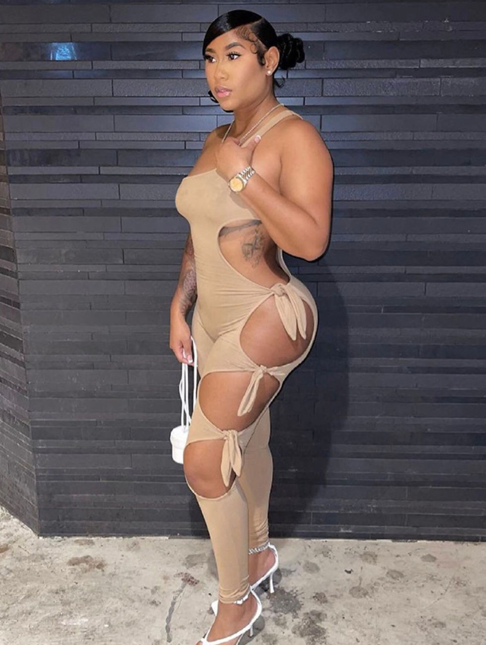 Thumbnail: Summer Hollow Out Tie Wrap Inclined Shoulder Jumpsuit