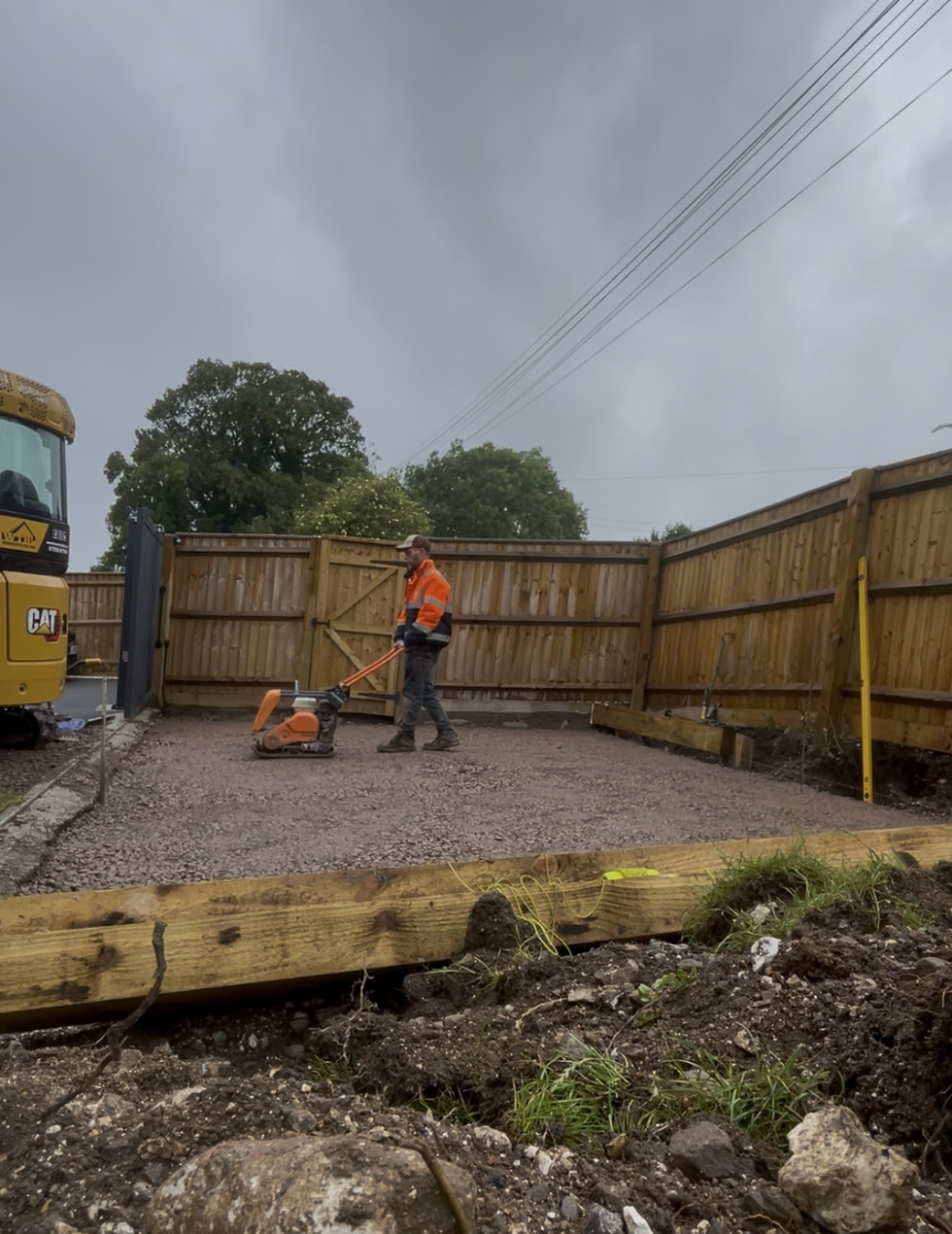 block paving wacker 1