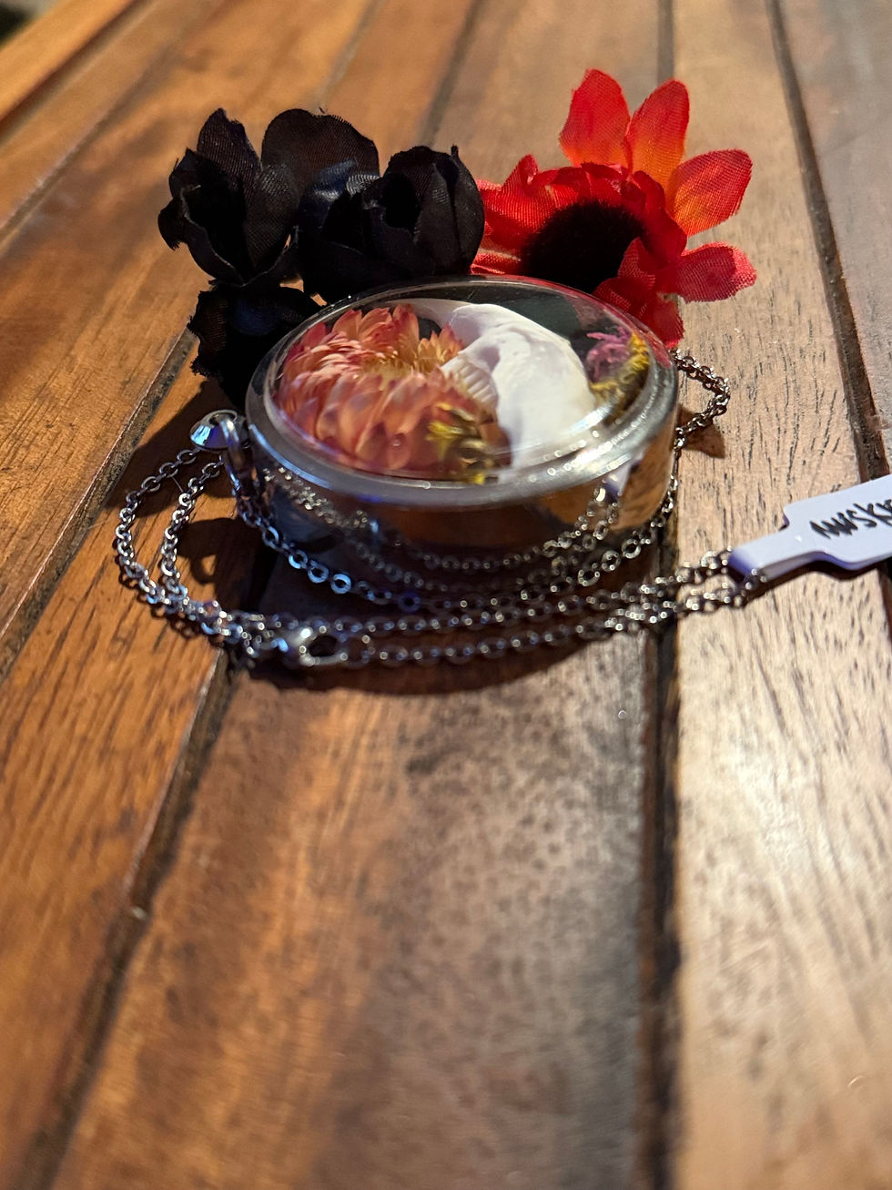 Thumbnail: Bone Locket