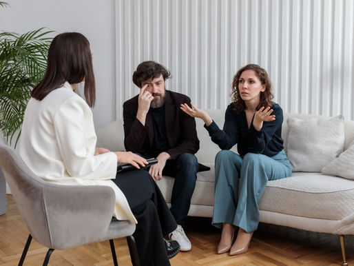 When to Seek Marriage Counseling: 7 Signs You Shouldn’t Ignore