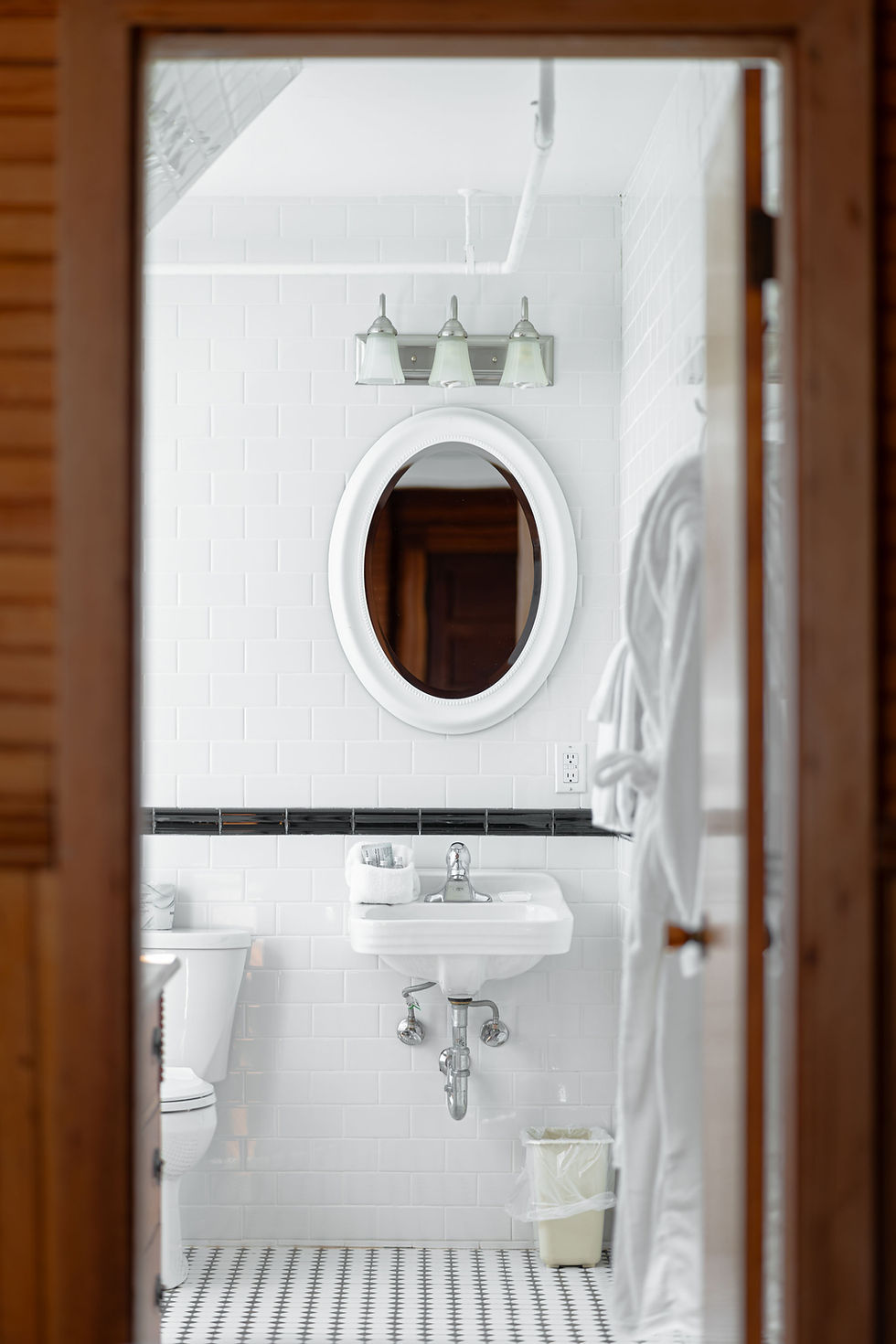King Room bathroom 1