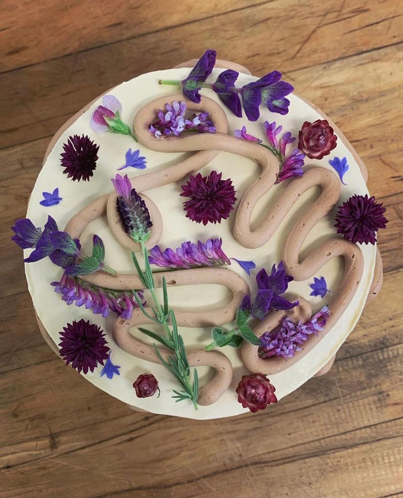 Eat & Mess Flower Swirl Cake with florals
