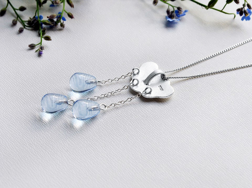 Thumbnail: Rare View  Cloud Three Blue Crystal Raindrops Necklace