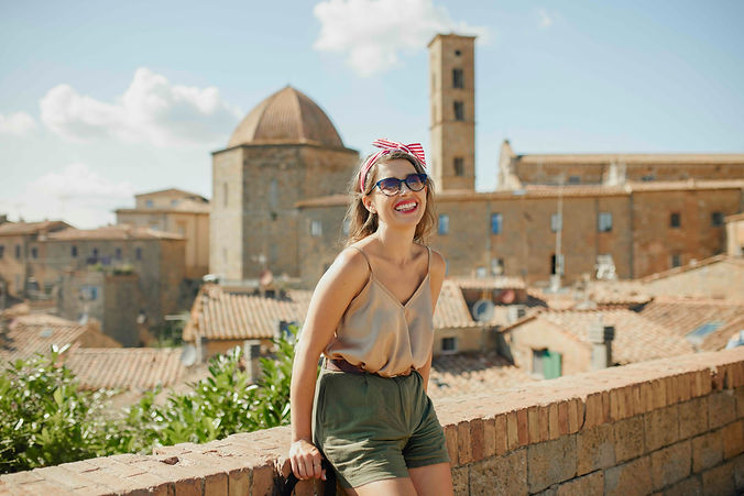 woman in tuscany CCH.jpeg