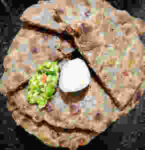 thalipeeth recipe, indian savoury pancake recipe, thecha recipe, indian recipe blog, multigrain flatbread recipe, traditional indian food blog whiskmixstir, sheetal jandial