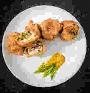 batter-fried stuffed mushrooms recipe, deep fried stuffed mushrooms recipe, mushroom recipes, indian food blog, indian recipe blog whiskmixstir, sheetal jandial