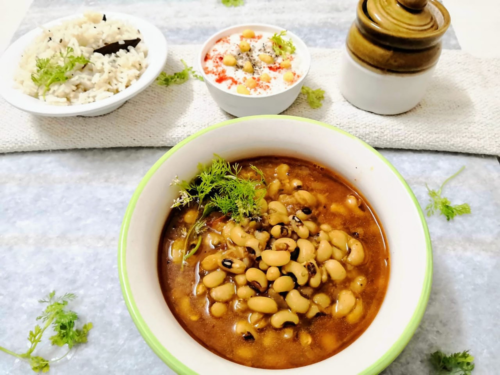 lobia curry recipe, rongi black eyes peas beans curry recipe, punjabi style curry recipes, traditional indian food recipe blog whiskmixstir, sheetal jandial, indian meal ideas recipes