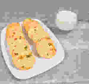 custard cookies recipe, karachi biscuits recipe, eggless cookies recipe, indian hyderabadi cookies recipe, cookies and milk, indian food recipe blog whiskmixstir, sheetal jandial