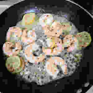lemon garlic prawns recipe, garlic butter prawns, prawns recipe, pan grilled prawns, whiskmixstir food recipe blog, sheetal jandial