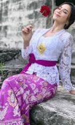 Shafira Ika Putri 7 Cropped_edited.jpg