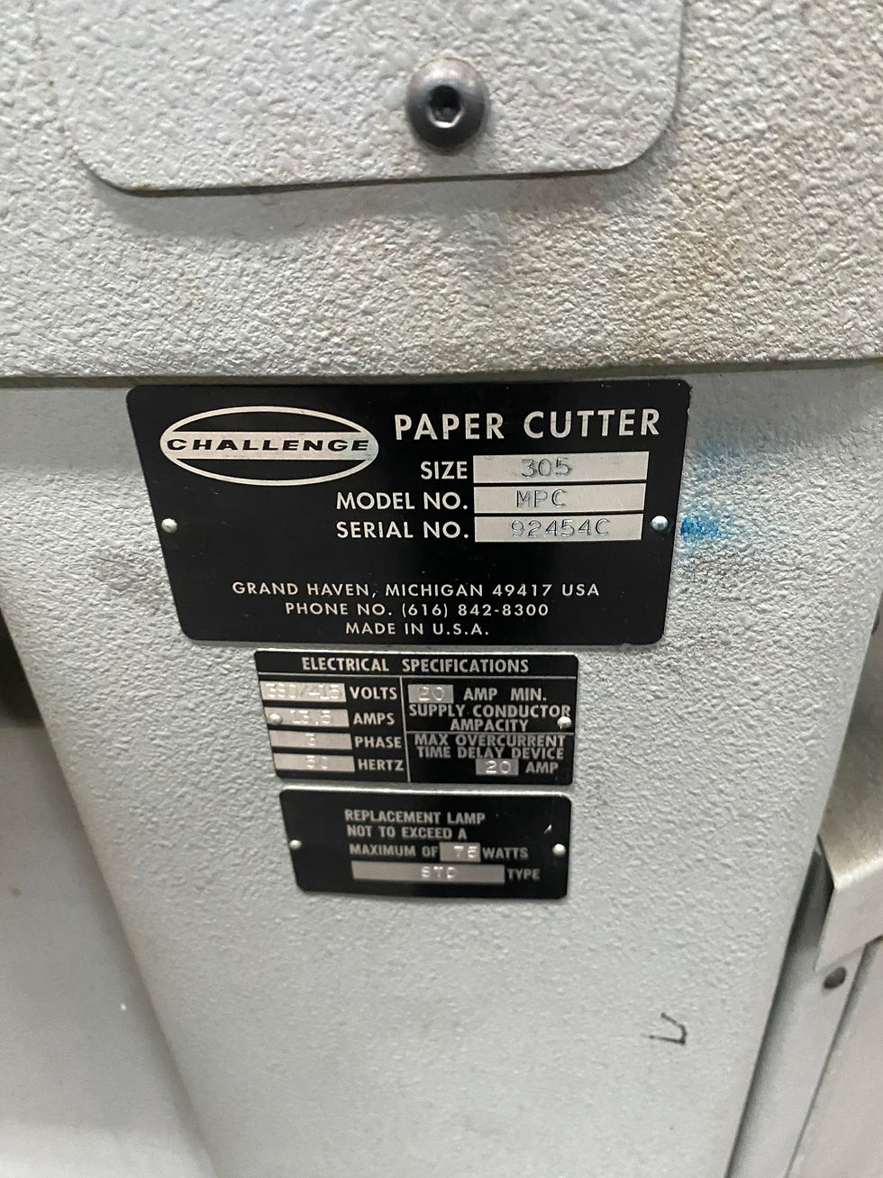 Thumbnail: Challenge Paper Cutter (S/N: 92454C)