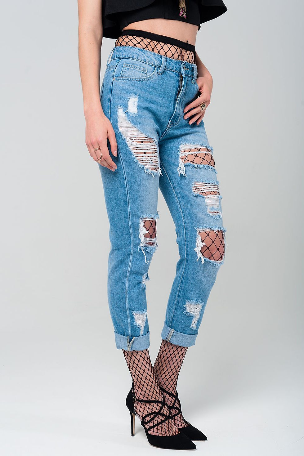 Miniature : Ripped Mom Jeans With Fishnet Tights