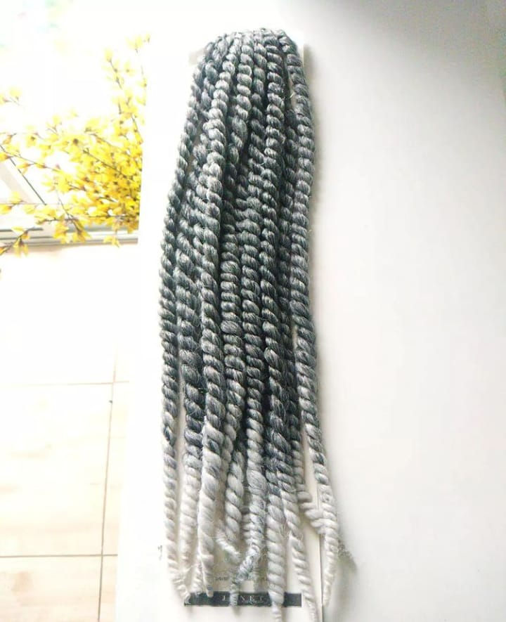 Miniatura: Twist Braids 24