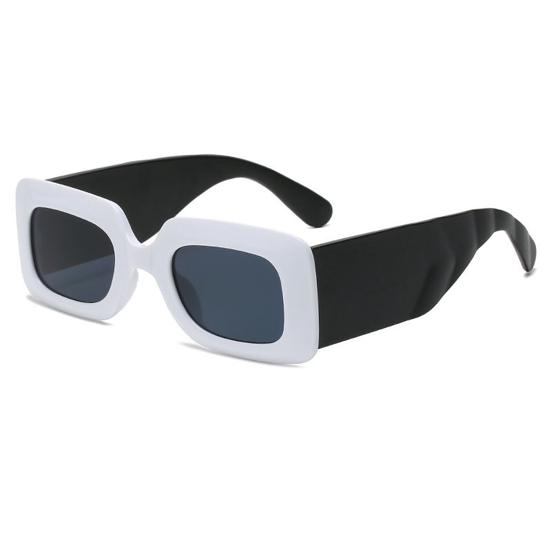 Thumbnail: glasses