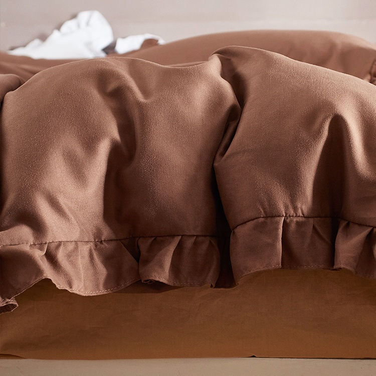 Thumbnail: bed set