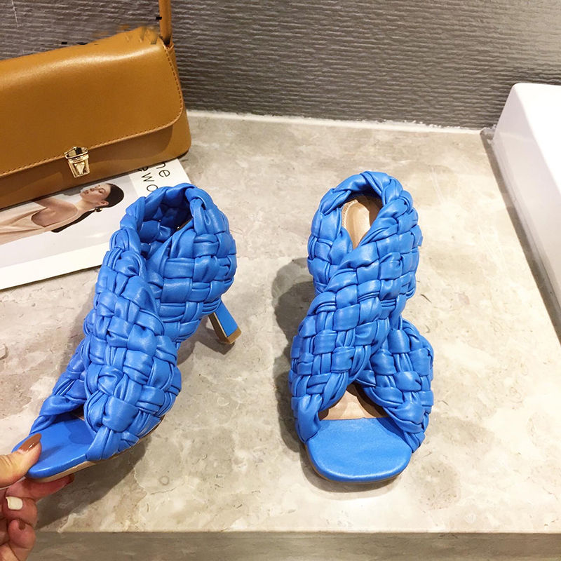Thumbnail: braided heels