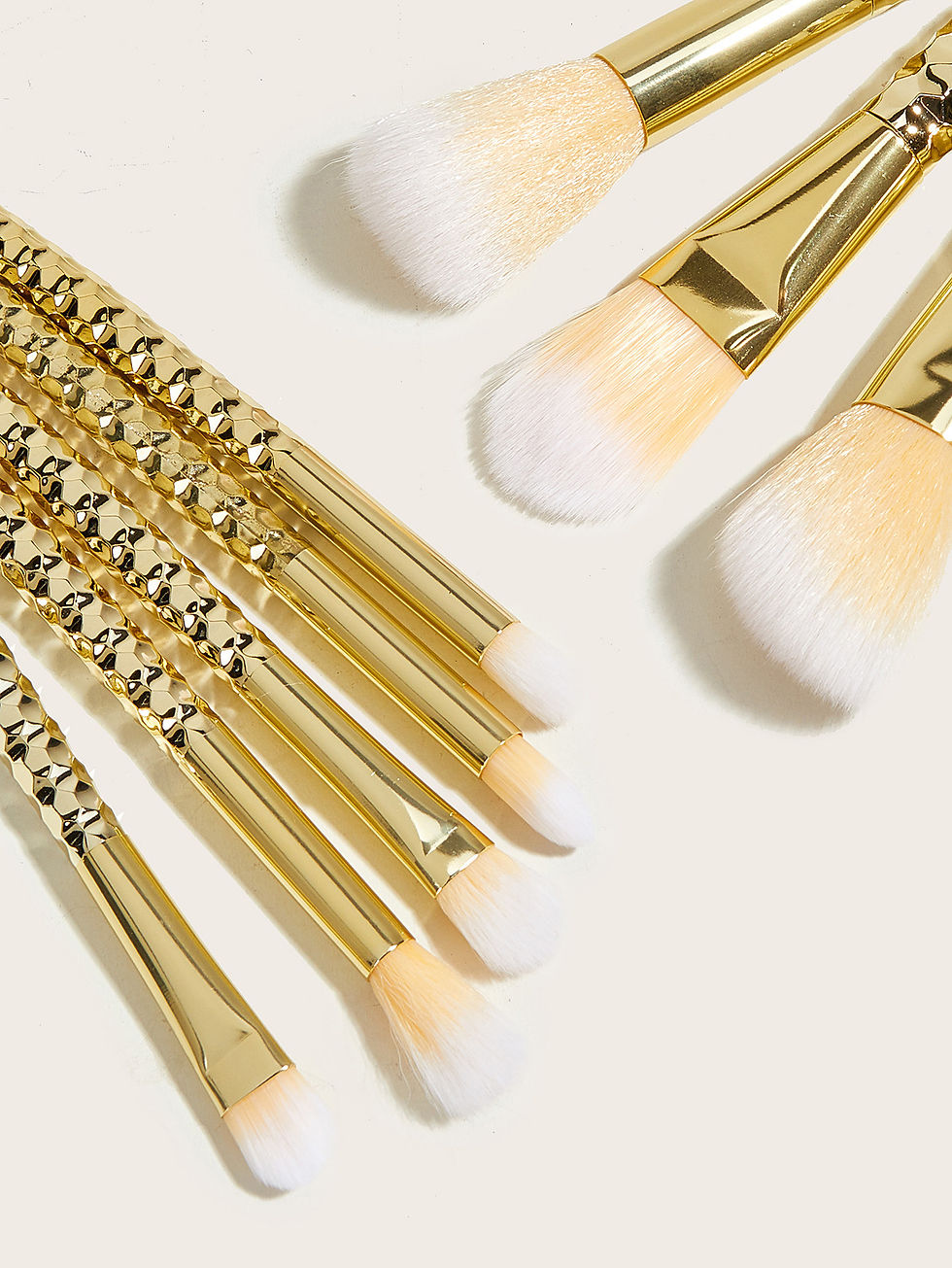 Thumbnail: makeup brush set