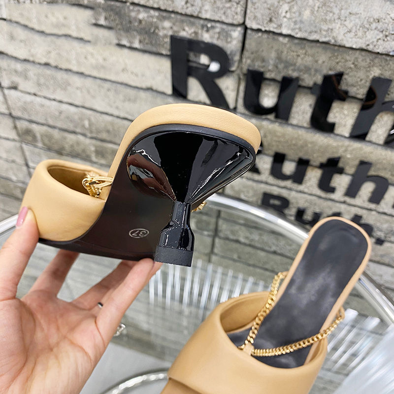 Thumbnail: short heels sandals