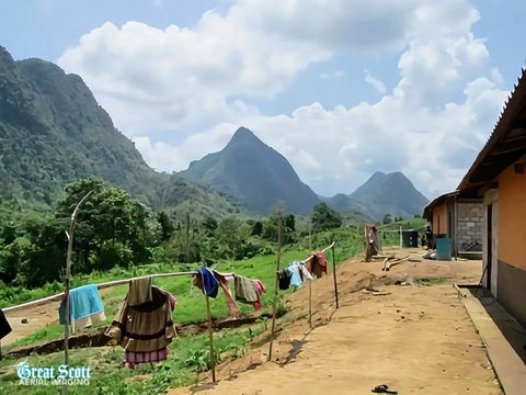 Northern Thailand, Burmese refugees, Missions