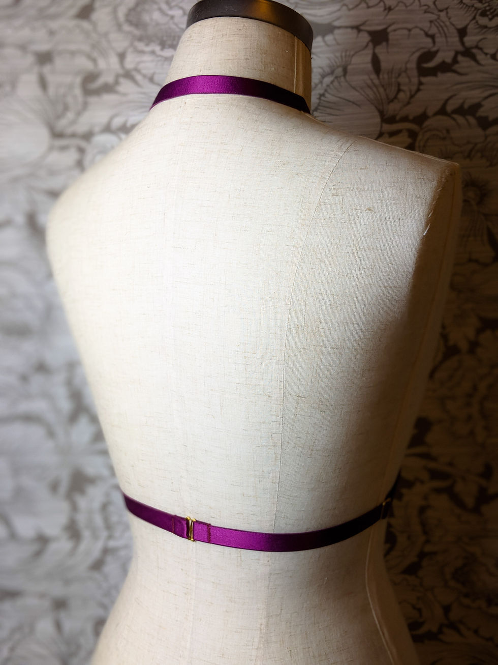 Thumbnail: Kari Neck Harness