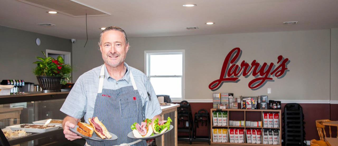 Larry’s Deli-Que | Deli & Barbecue in Topsail Beach NC