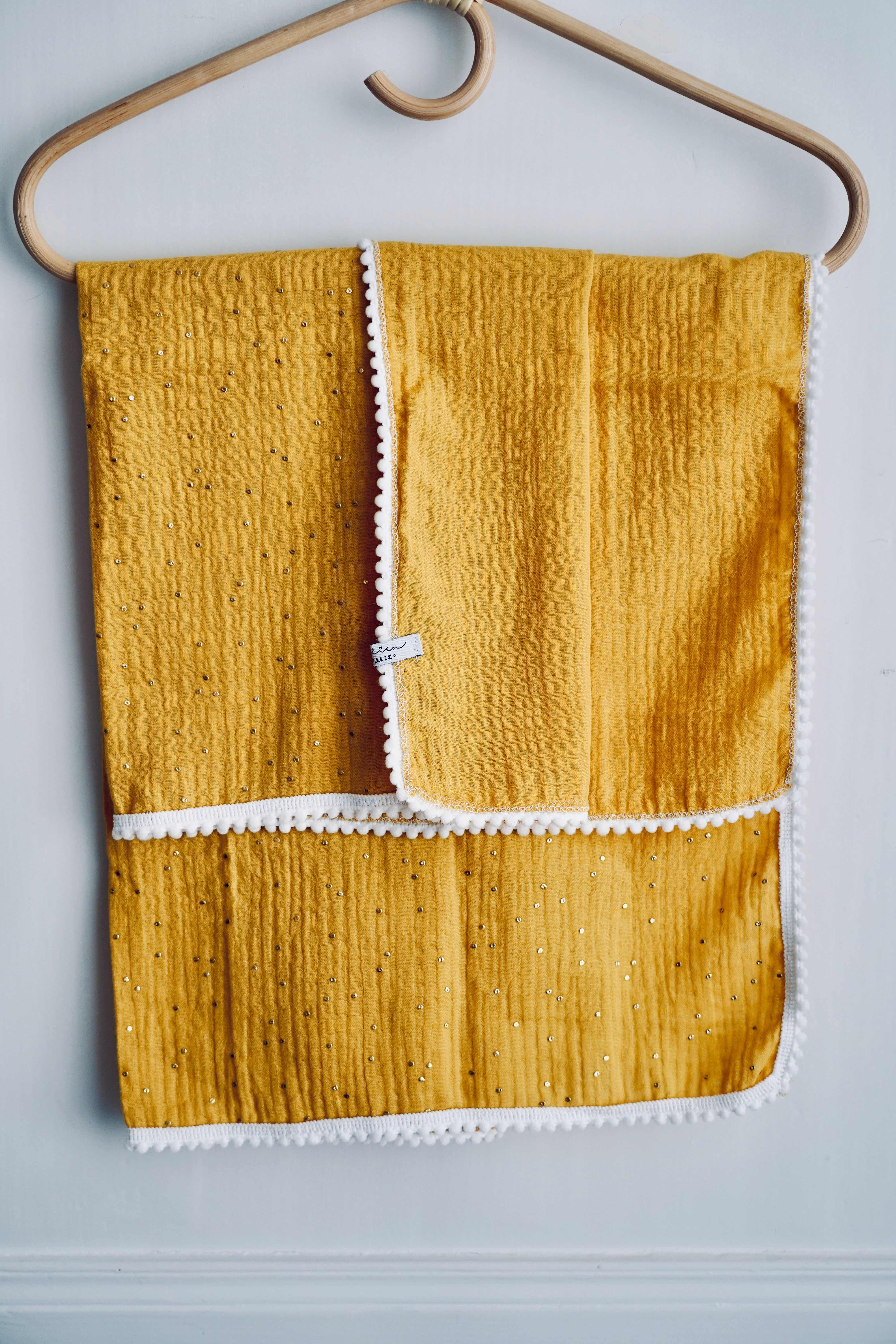 nuschi *Goldpunkte* senfgelb-gold