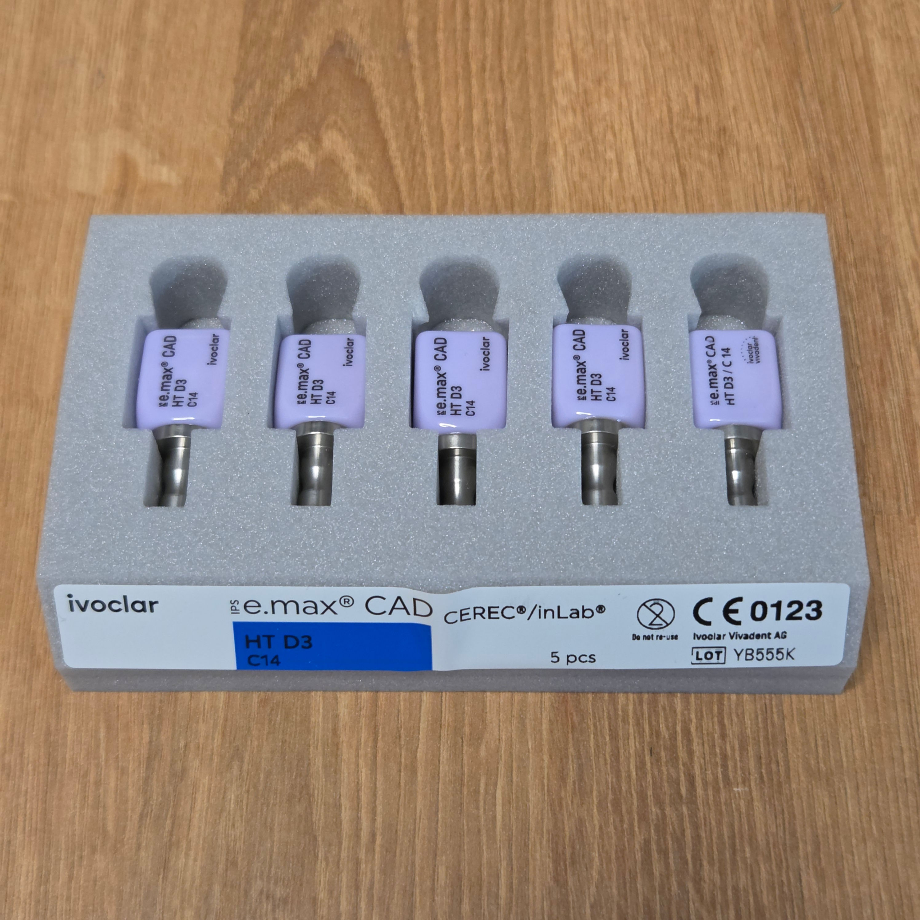 Ivoclar IPS EMAX - HT D3 / C14 - 5 Milling Blocks REF: 626421