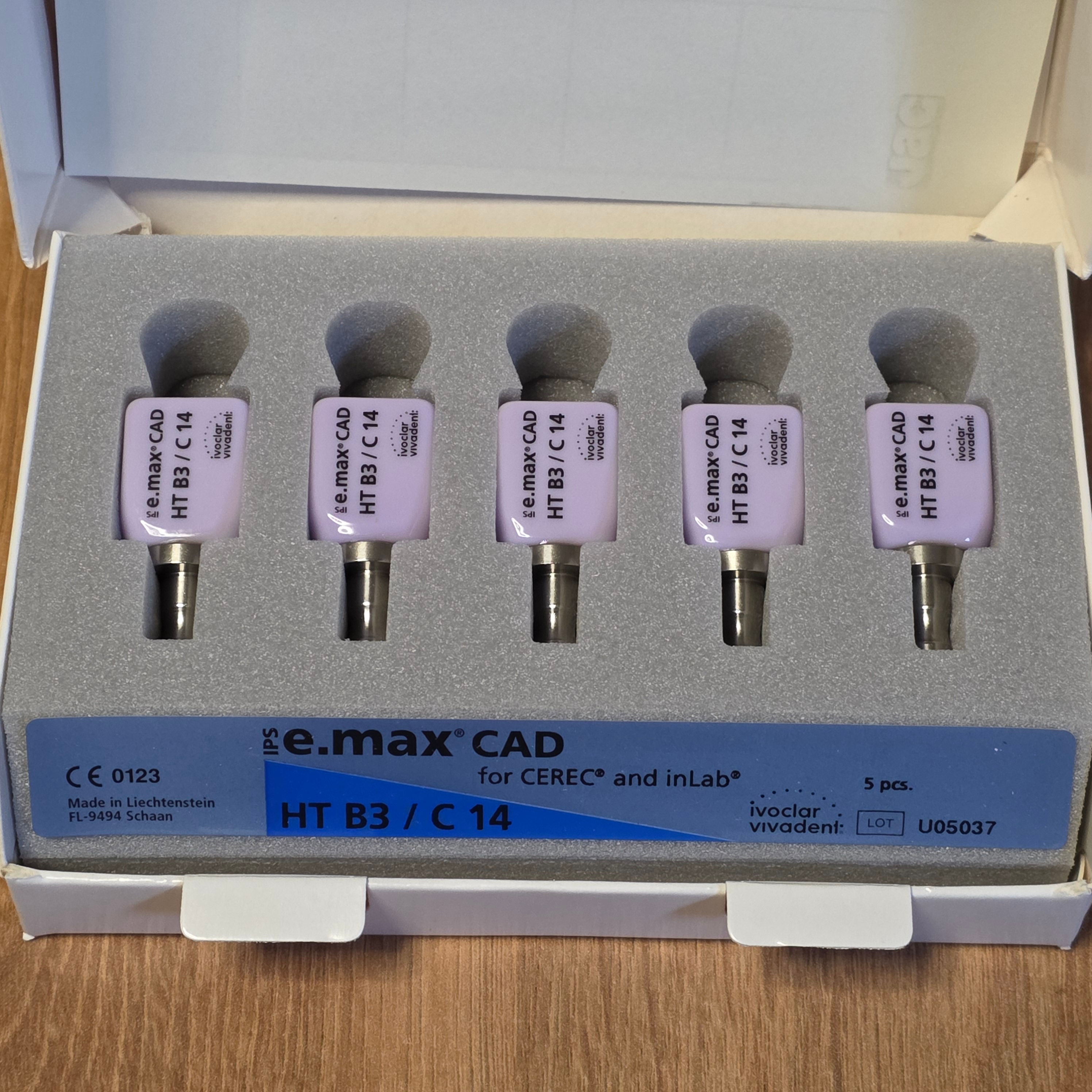 Ivoclar IPS EMAX - HT B4 / C14 - 5 Milling Blocks REF: 626415
