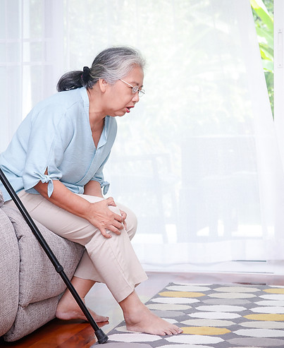 ElderlyKnee_img.jpg