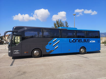 LIONELBUS.jpeg