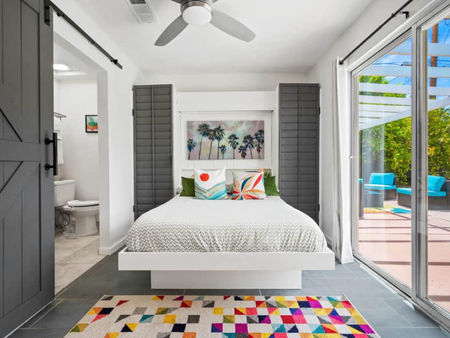 Sunny Days Ahead - Your Private Palm Springs Getaway