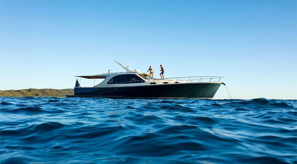 Palm Beach Motor Yachts と Grand Banks