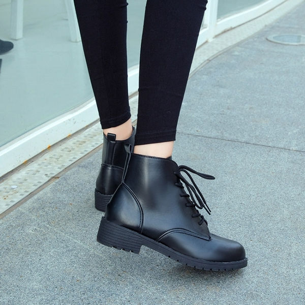 Thumbnail: Normal boots