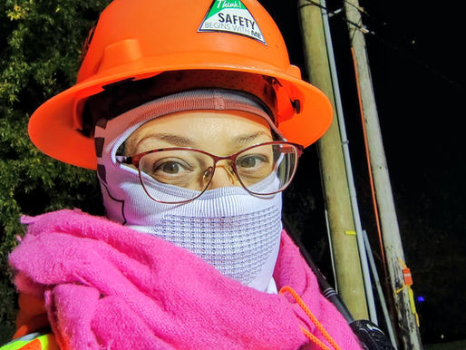 Shoshawna Williams, owner of Safewayz Traffic Control, LLC in Elizabethtown, KY