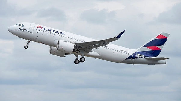 LATAM Airlines operates its 1st passenger charter flights linked to SAF usage