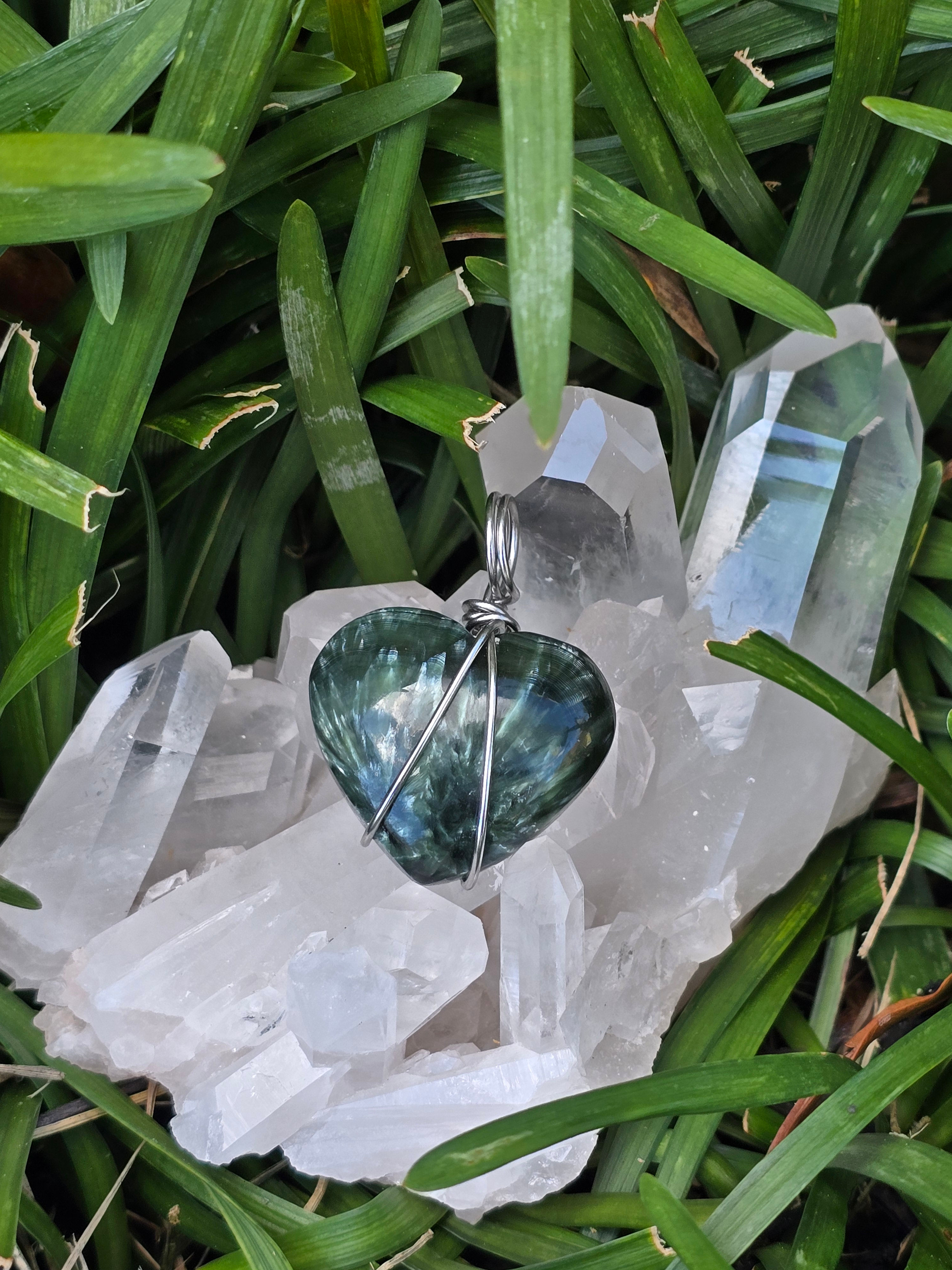 SOLD - Seraphinite, heart copper wire wrapped pendant