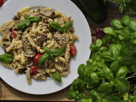 Pasta Fussili mit Champignons-Cashewcreme-Sauce