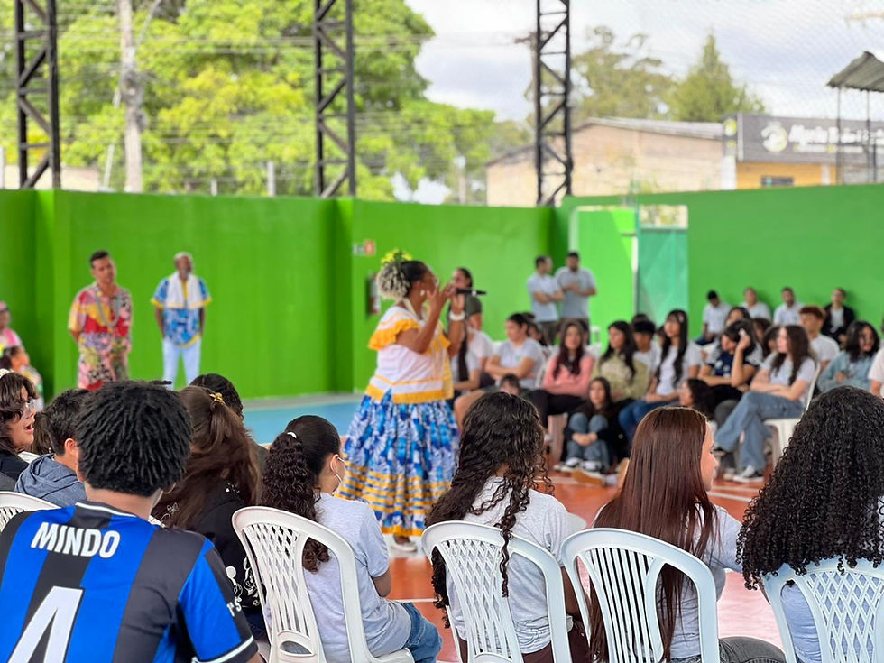 As atividades contaram com palestra e Oficinas de Val Costa, promovendo reflexões sobre ancestralidade