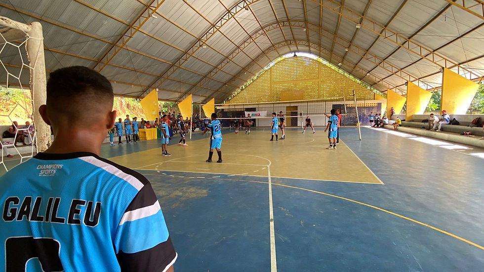 As disputas encerraram no dia 26 de maio, com participação de escolas públicas e privadas, que disputaram as modalidades coletivas de futsal, voleibol e basquetebol (Foto: Sharlot Sandim - Sedel)