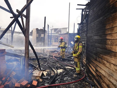Atuação rápida do Governo do Amapá garante apoio às famílias após incêndio no bairro Novo Buritizal