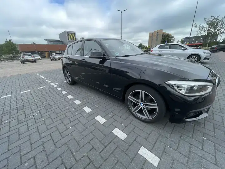 Miniature : BMW Série 1 116i Executive d'origine néerlandaise 3500 euros 